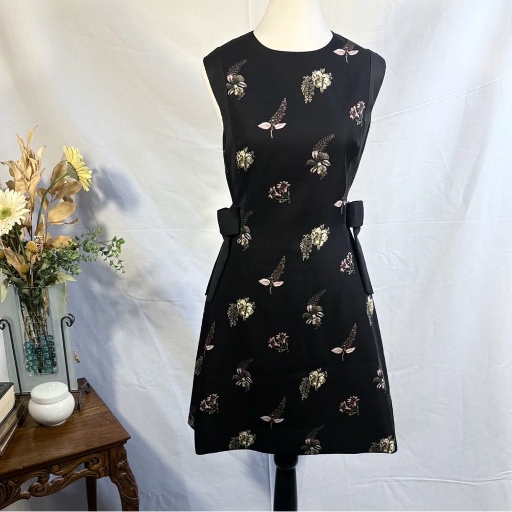 Ted Baker Lalima Pirouette Floral Side Bow Dress Black Sz 2 US 6🧡 - Picture 10 of 10